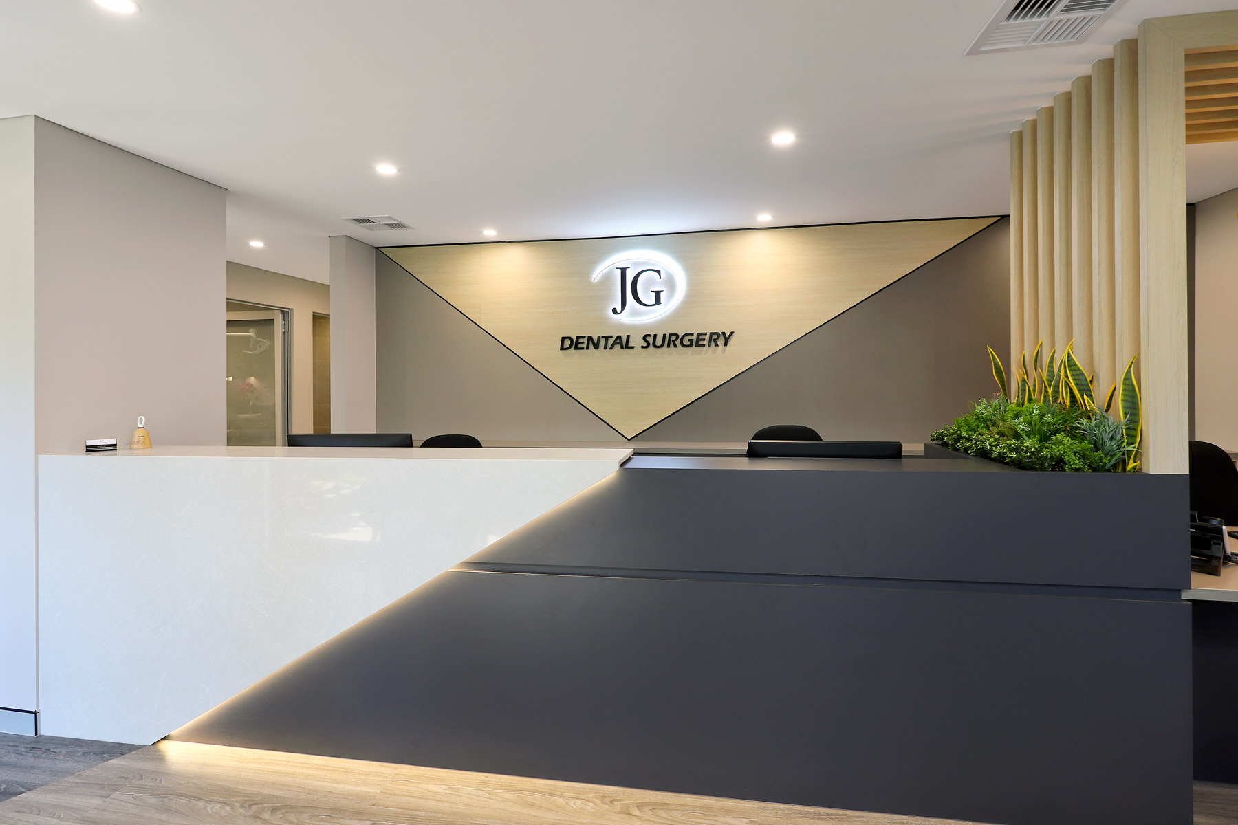 JG Dental reception desk